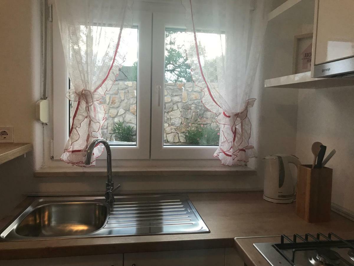 Apartment Klara Примоштен Экстерьер фото